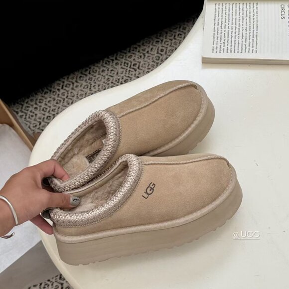 UGG  Tazz platform slippers - Picture 2 of 6